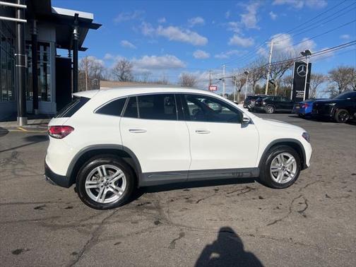 2021 Mercedes-Benz GLA 250 Base 4MATIC