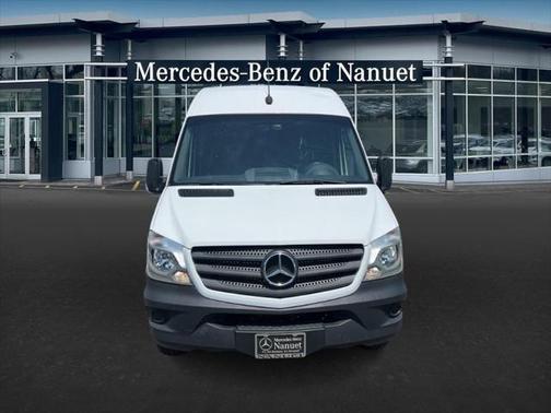 2017 Mercedes-Benz Sprinter 2500 Standard Roof