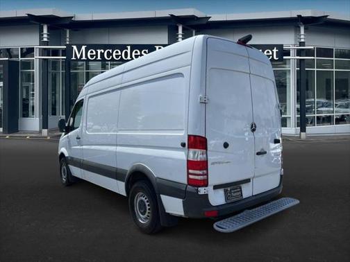 2017 Mercedes-Benz Sprinter 2500 Standard Roof