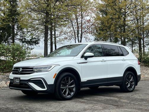 Pure White 2022 Volkswagen Tiguan 2.0T SE 4MOTION