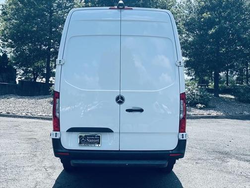 2022 Mercedes-Benz Sprinter 2500 High Roof