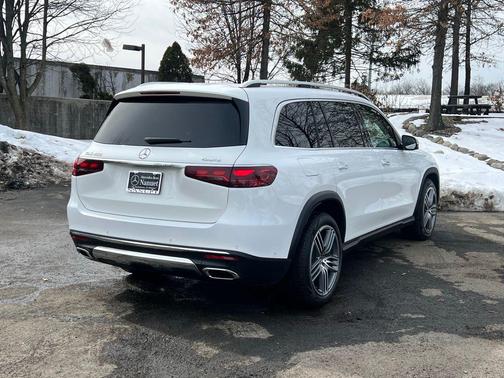 2024 Mercedes-Benz GLS 450 4MATIC
