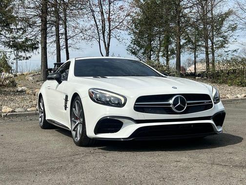 2017 Mercedes-Benz AMG SL 63 Base