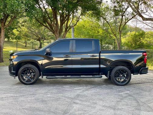 2021 Chevrolet Silverado 1500 Custom