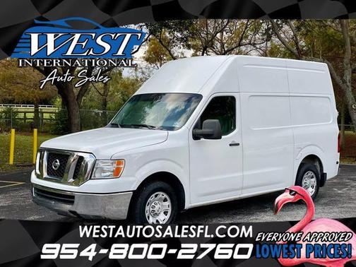2013 Nissan NV Cargo NV2500 HD SV V6/SV V8