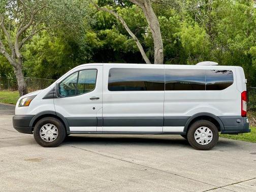 2016 Ford Transit-350 XLT