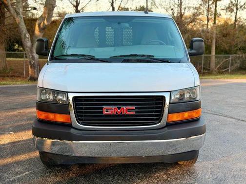 2023 GMC Savana 2500 Work Van