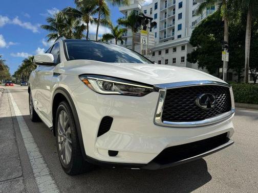 2024 INFINITI QX50 Luxe