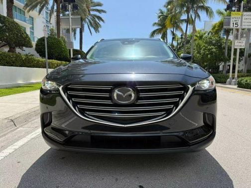 2022 Mazda CX-9 Touring Plus