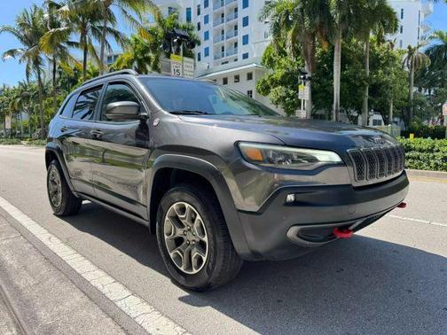 2020 Jeep Cherokee Trailhawk