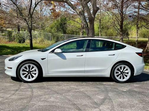 2023 Tesla Model 3 Base