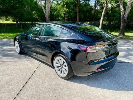 2022 Tesla Model 3 Base