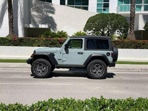 2023 Jeep Wrangler Sport