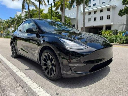2022 Tesla Model Y Long Range