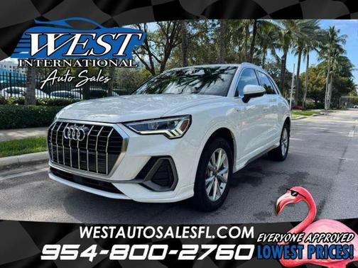 2023 Audi Q3 45 S line Premium