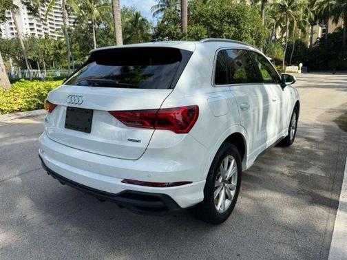 2023 Audi Q3 45 S line Premium