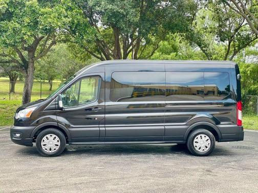 2022 Ford Transit-350 XLT