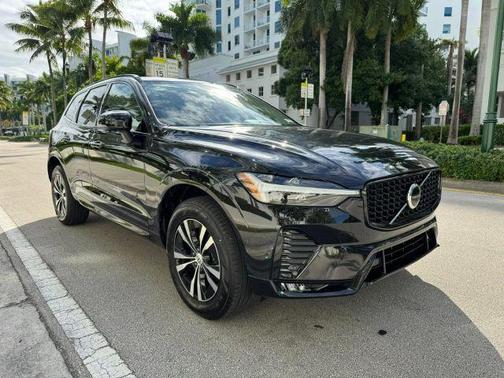 2025 Volvo XC60 B5 Core