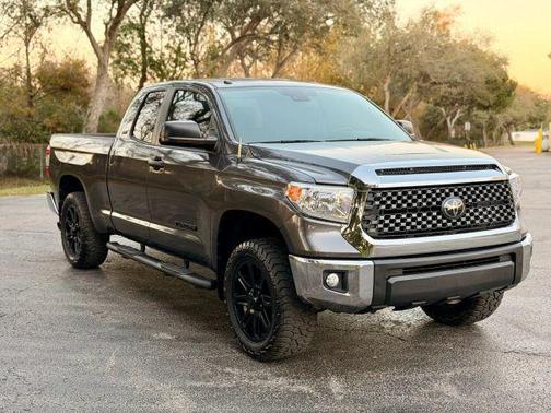 2018 Toyota Tundra SR