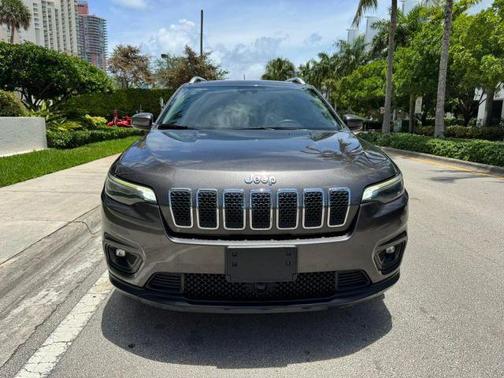 2021 Jeep Cherokee Latitude Lux