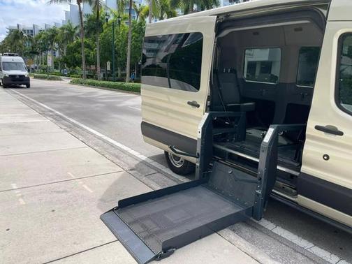 2017 Ford Transit-150 XL W/MEDIUM ROOF W/SLIDING SID