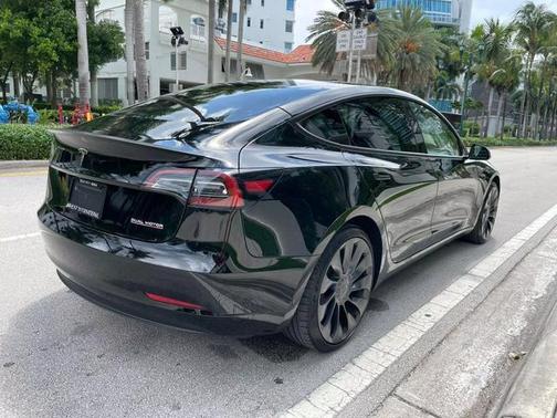 2023 Tesla Model 3 Performance