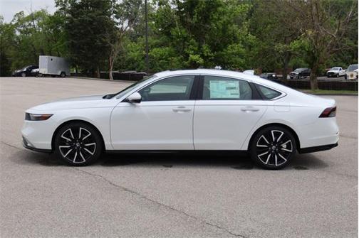 2025 Honda Accord Hybrid Touring