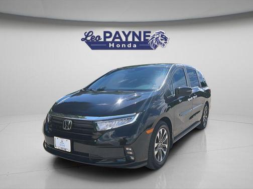Crystal Black Pearl 2023 Honda Odyssey EX-L