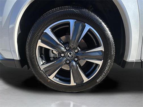 2025 Lexus UX 300h Premium