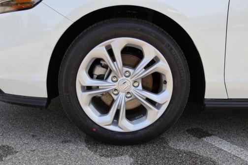 2025 Honda Accord LX 1.5T