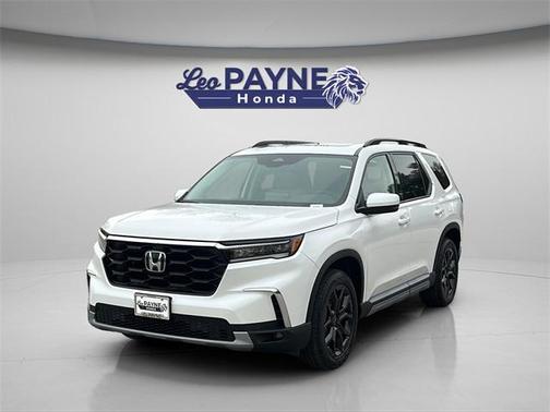 2025 Honda Pilot Touring 8-Passenger