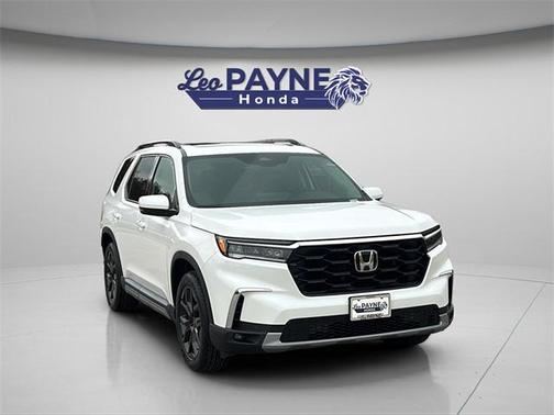 2025 Honda Pilot Touring 8-Passenger