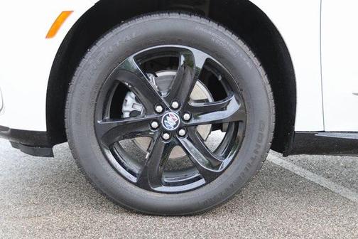 2024 Buick Enclave Essence FWD