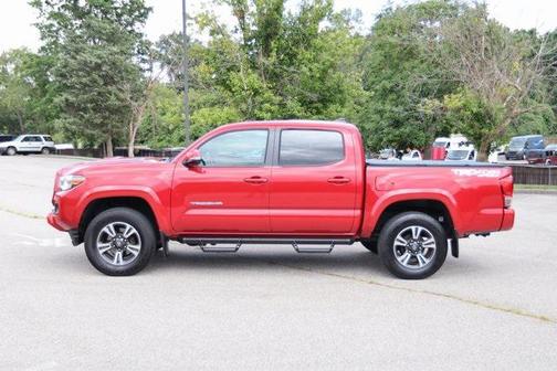 2017 Toyota Tacoma TRD Sport