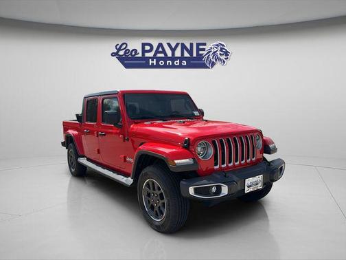 Firecracker Red Clearcoat 2020 Jeep Gladiator Overland