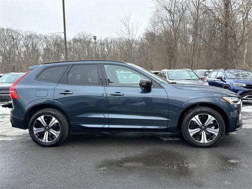 2025 Volvo XC60 Plug-In Hybrid Core, T8 AWD Electric/Gasoline, Dark
