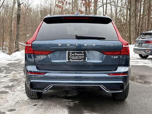 2025 Volvo XC60 Plug-In Hybrid Core, T8 AWD Electric/Gasoline, Dark