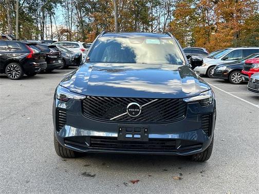 2026 Volvo XC90 B6 Ultra Dark Theme 7-Seater