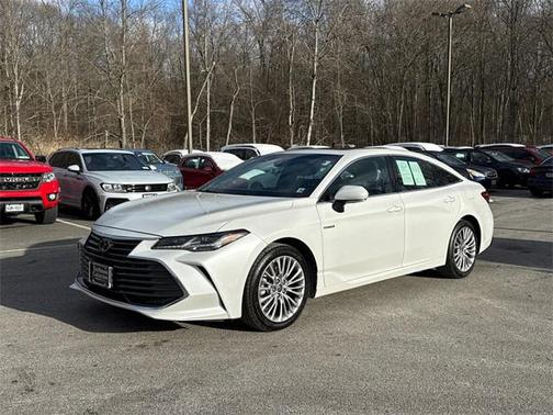 2021 Toyota Avalon Hybrid Limited