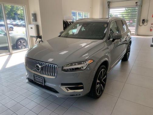 2024 Volvo XC90 B6 Plus Bright Theme 7-Seater
