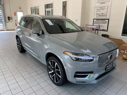 2024 Volvo XC90 B6 Plus Bright Theme 7-Seater