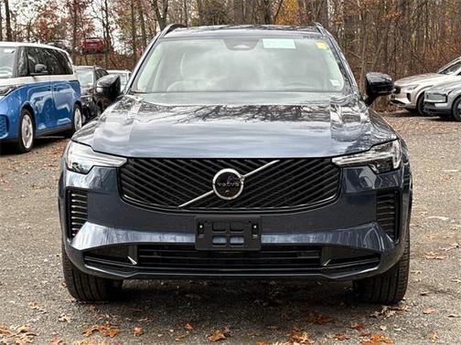 2026 Volvo XC90 B6 Ultra Dark Theme 7-Seater
