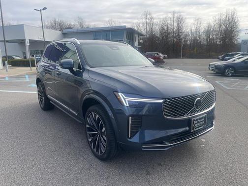 2026 Volvo XC90 B6 Plus 7-Seater