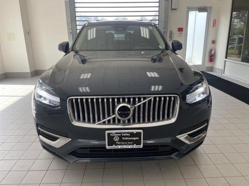 2023 Volvo XC90 B6 Plus 7-Seater