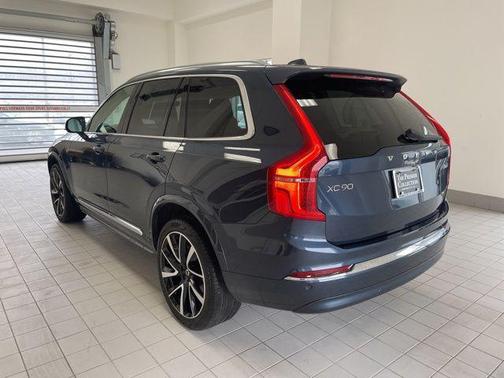 2023 Volvo XC90 B6 Plus 6-Seater