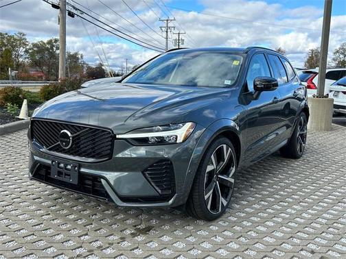 2026 Volvo XC60 Plug-In Hybrid T8 Ultra