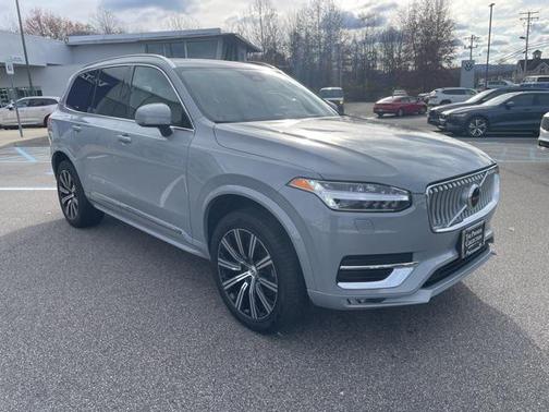 2024 Volvo XC90 B5 Core Bright Theme