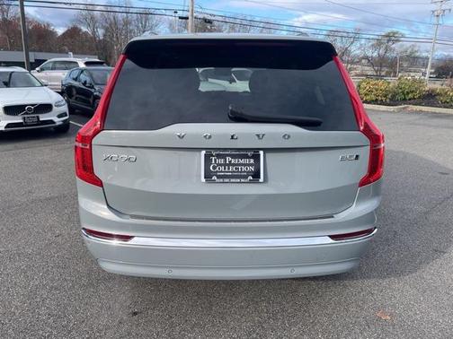 2024 Volvo XC90 B5 Core Bright Theme