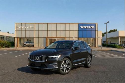 2025 Volvo XC60 Plus
