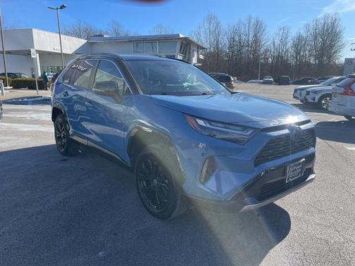 2023 Toyota RAV4 Hybrid SE